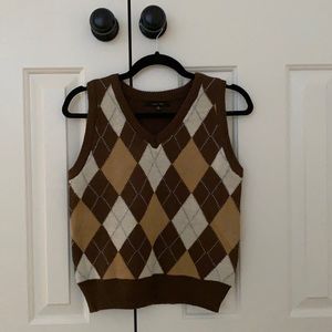 Brown sweater vest. NWOT